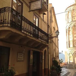 Re Ruggero Hotel