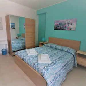 La Rosatea Bed & Breakfast